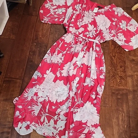NWT Lane Bryant Floral Flowy Dress - Picture 3 of 6